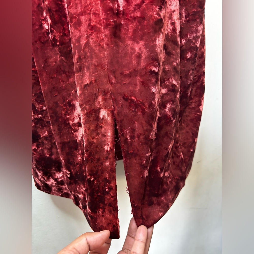 Maggy London Burnt Red Crushed Velvet Cold Open Shoulder Dress Sz 4 - Picture 13 of 14